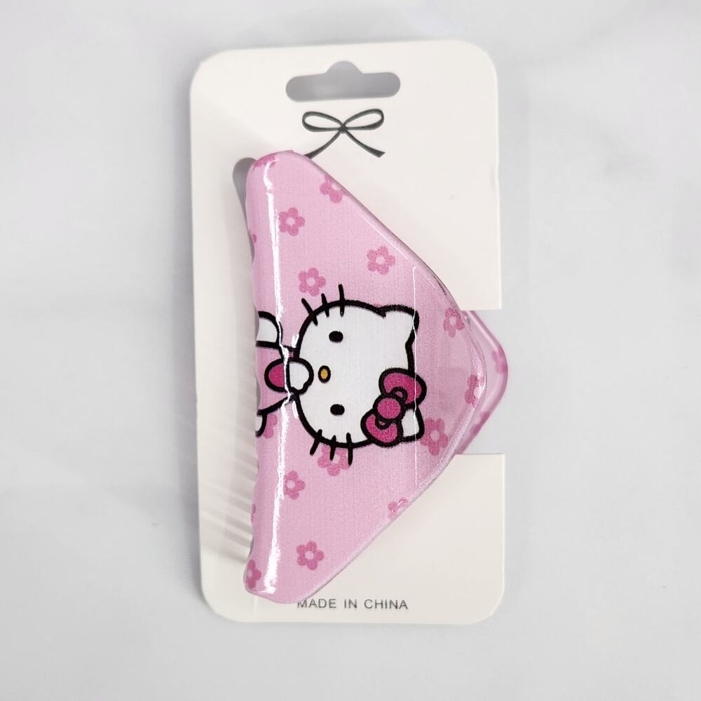Hello Kitty 3" Pink Claw Clip - Hair Accessories Light pink background flowers